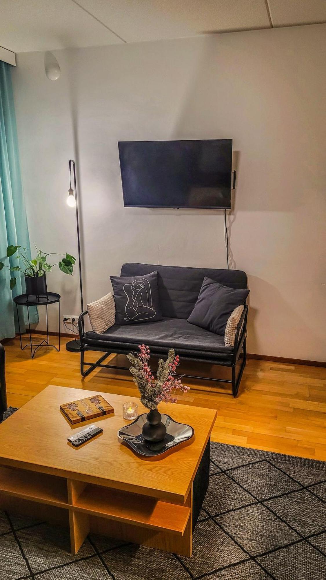 Lakeside Serenity Lutakko - Sauna, Parking Jyväskylä المظهر الخارجي الصورة